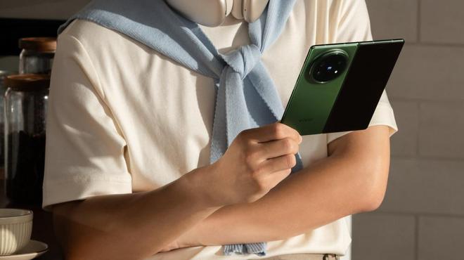 拯救折叠屏，不能等苹果