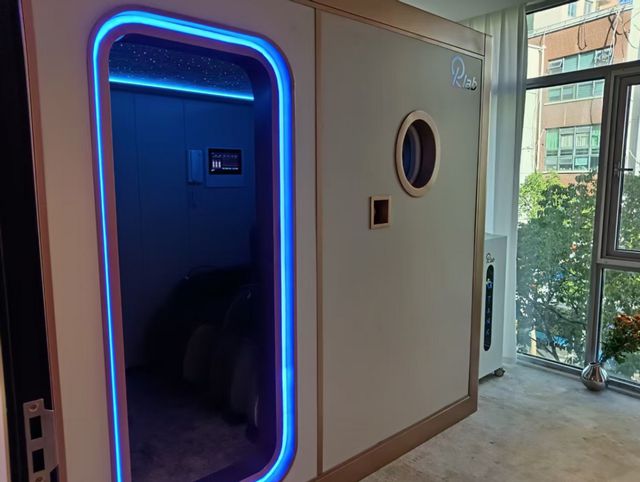 江浙沪“人傻钱多”?7位数延寿科技走热,三地中年富豪贡献超60% 江浙沪“人傻钱多”?7位数延寿科技走热,三地中年富豪贡献超60%