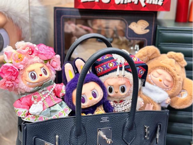 LABUBU二手价格下跌，压力给到“黄牛”炒家，玩家：持续断货只会消耗热情