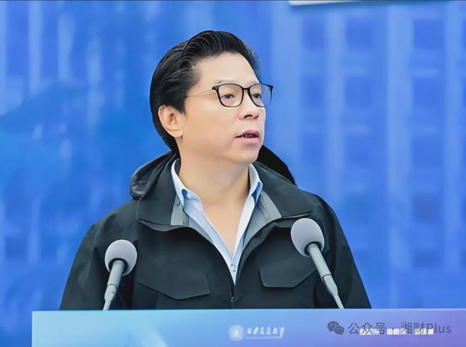 华润银行15年迎来第五任掌门人,招行老将两年从行长晋升董事长 华润银行15年迎来第五任掌门人,招行老将两年从行长晋升董事长