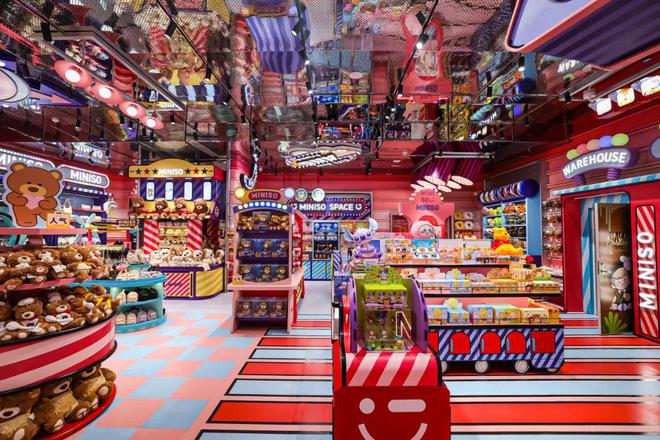 成功跻身“顶奢商圈”，名创优品凭什么？