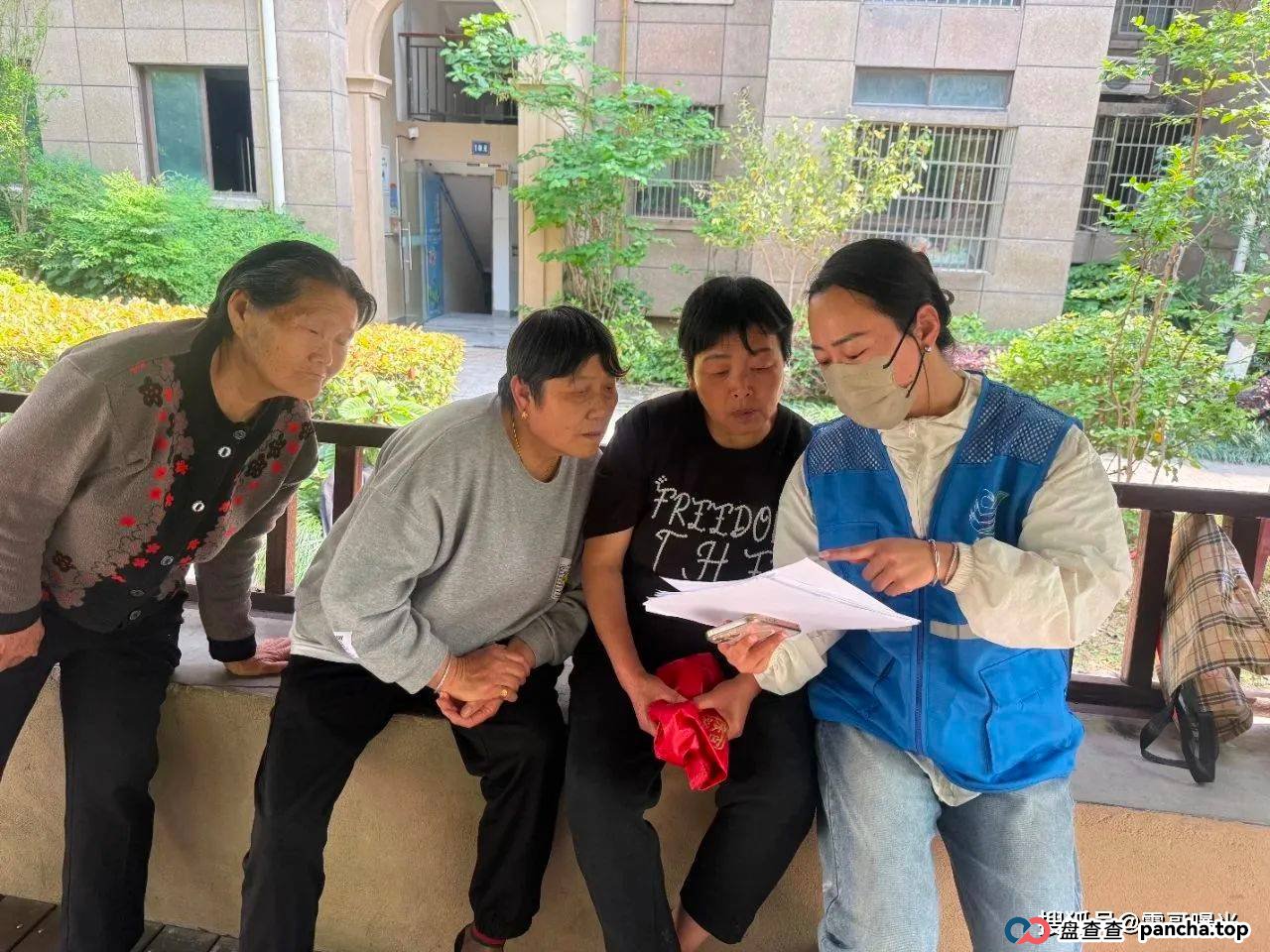 双合元界生活骗局?社区网格员协同民警劝阻骗局 双合元界生活骗局?社区网格员协同民警劝阻骗局