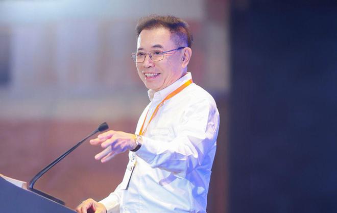 重塑全球化：跨国企业推动效率与公平的再平衡