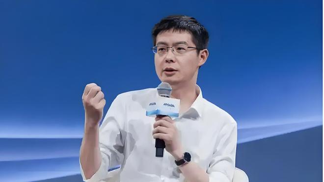 IPO“发令枪”响起后,宇树再获C轮融资 IPO“发令枪”响起后,宇树再获C轮融资