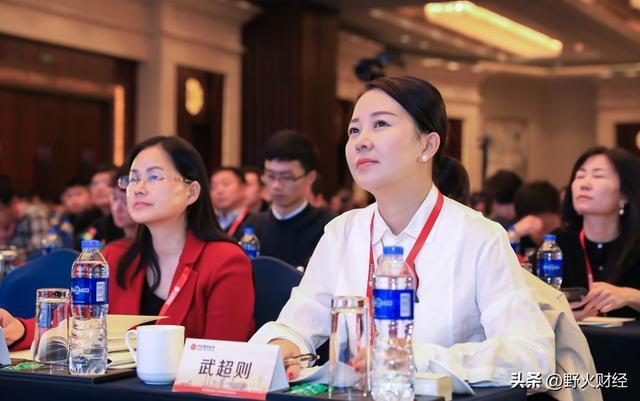 1800亿市值券商,任命39岁女执委,去年人均薪酬47万 1800亿市值券商,任命39岁女执委,去年人均薪酬47万
