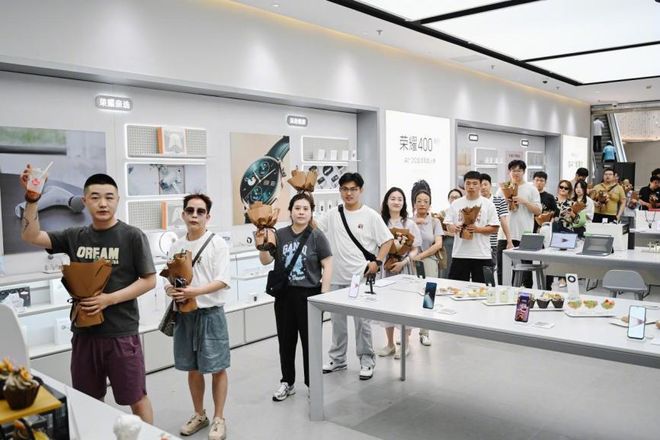 破壁者荣耀:驶向“无人区” 破壁者荣耀:驶向“无人区”