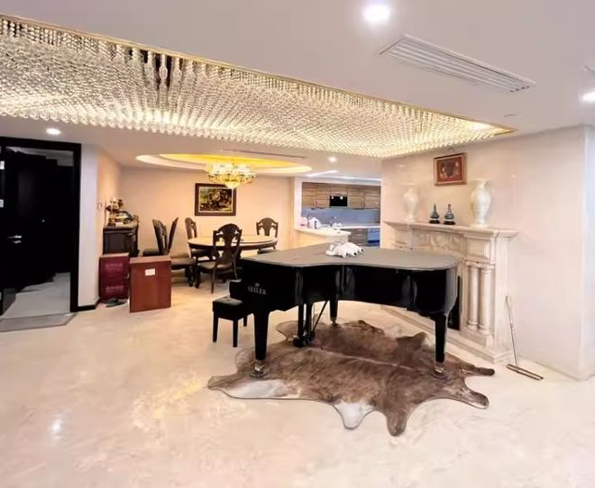 “青海隐形首富”马少伟豪宅及车位被人1520万拍下,曾非法采矿获利巨大 “青海隐形首富”马少伟豪宅及车位被人1520万拍下,曾非法采矿获利巨大