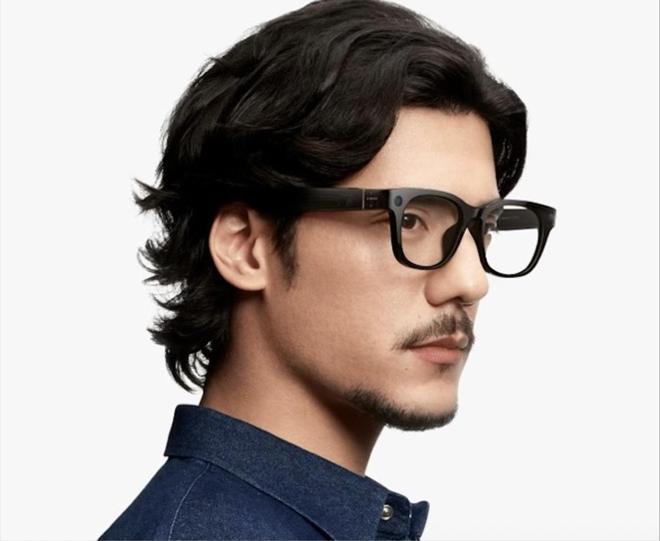 「百镜大战」打响,谁能赢下下一代AI入口之争? 「百镜大战」打响,谁能赢下下一代AI入口之争?