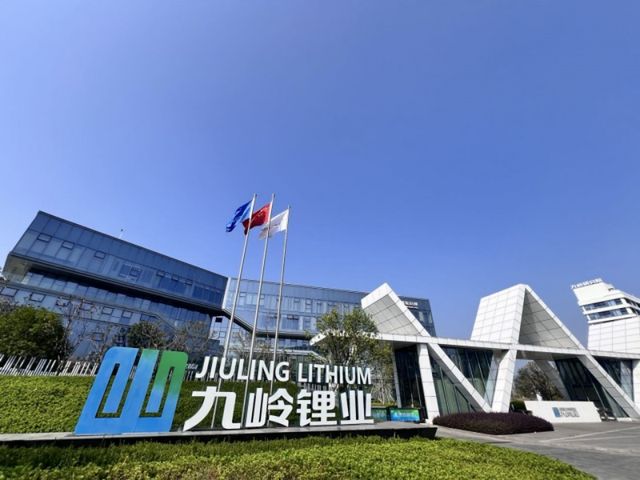 募资额从7.6亿涨至31亿!九岭锂业IPO为何越来越"贪心"? 募资额从7.6亿涨至31亿!九岭锂业IPO为何越来越"贪心"?