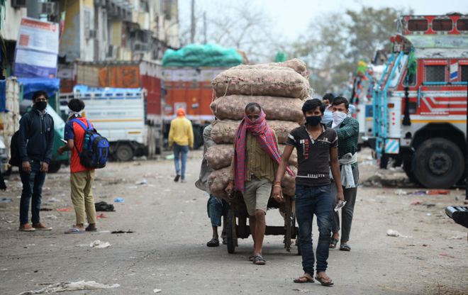 连土豆都得从中国进口，俄罗斯拉响警报，普京这次来想办3件事？