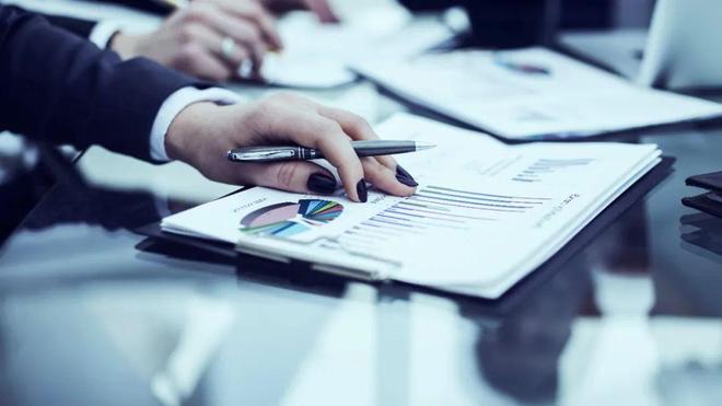 行长庄颖杰超期履职，分红率8年逆势下降，苏农银行的成长阵痛