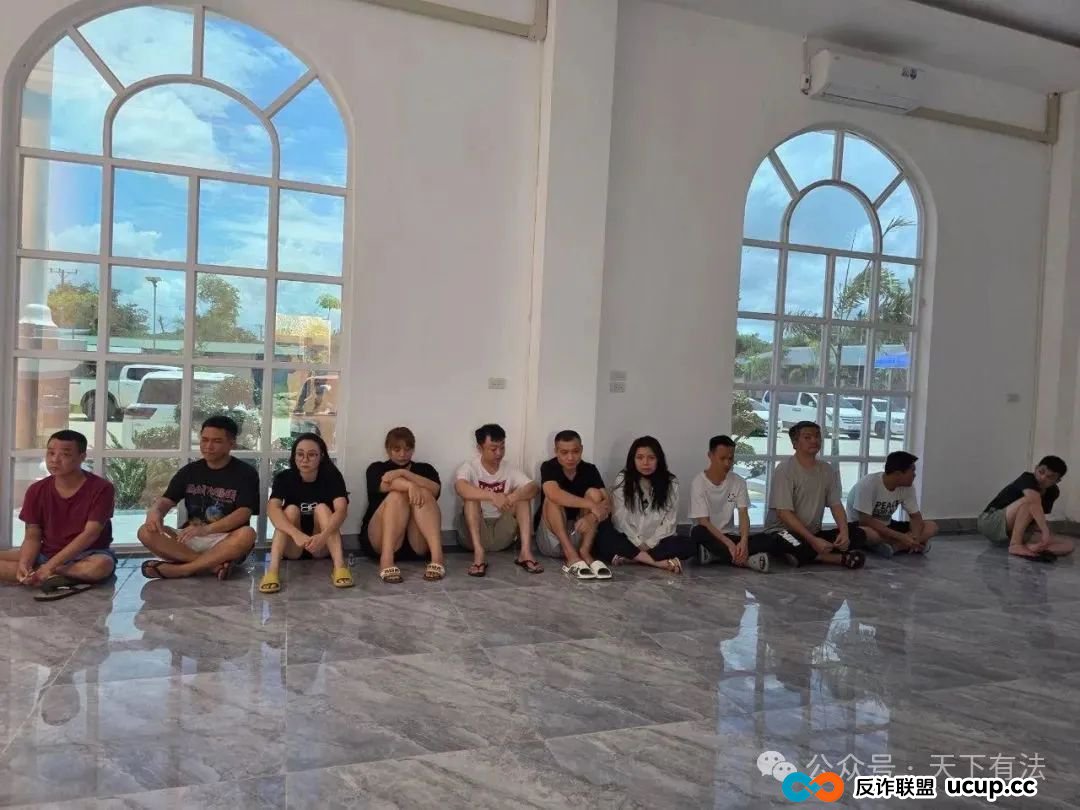 这个“中国公安局”被一锅端！高仿太过逼真，警服、警徽背景墙、手铐等一应俱全！