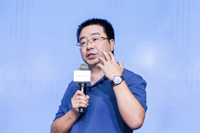 暴涨100%!风口上的拉卡拉,能顺利“突围”吗? 暴涨100%!风口上的拉卡拉,能顺利“突围”吗?