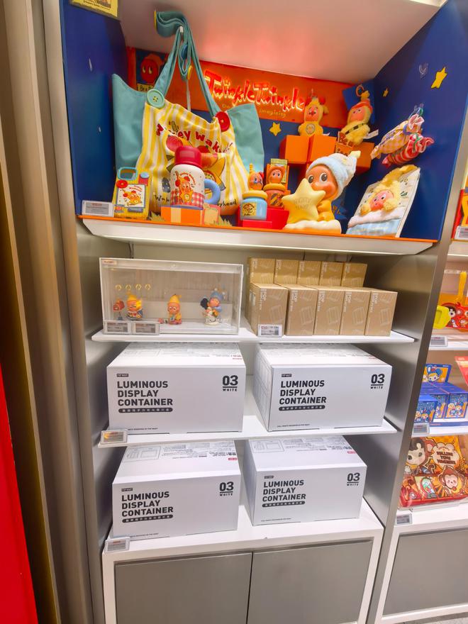 全球“一布难求” LABUBU为何火出圈？