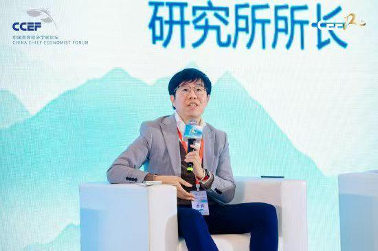 薛鹤翔：玻璃纯碱预期已至，供需缓修——能源化工专题