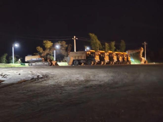 【实探】宁德时代宜春锂云母矿准时停产,有人深夜上山蹲守! 【实探】宁德时代宜春锂云母矿准时停产,有人深夜上山蹲守!