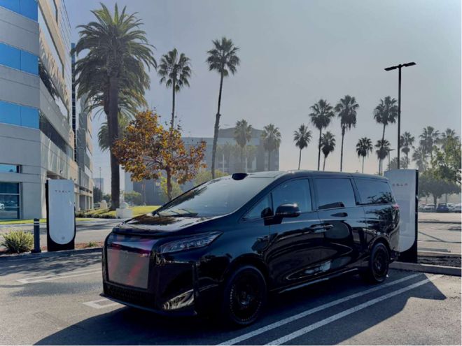 贾跃亭再造“窒息”的梦想，真要靠币圈翻身？