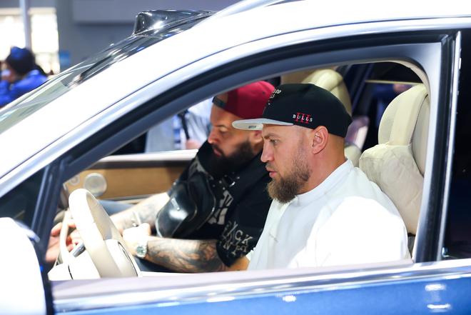 问界M9广州车展人气爆棚 超26万辆交付重塑高端市场格局