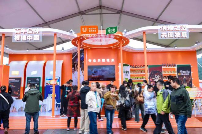 年轻人捧红的地方菜，正走出第二增长曲线