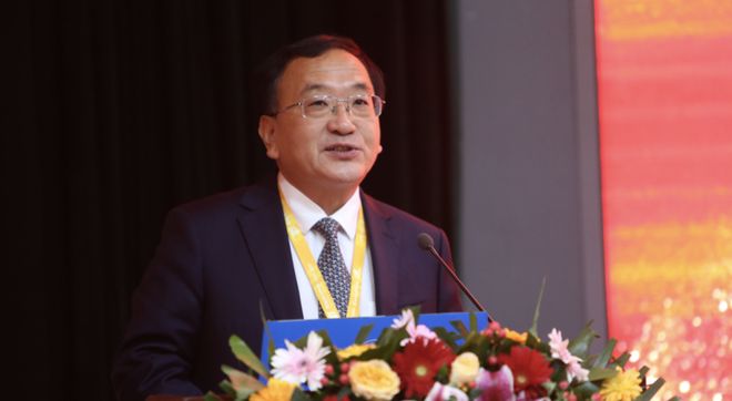 六个核桃不好卖了,“前衡水首富”转身投资又押中风口,市值一度冲上430亿 六个核桃不好卖了,“前衡水首富”转身投资又押中风口,市值一度冲上430亿