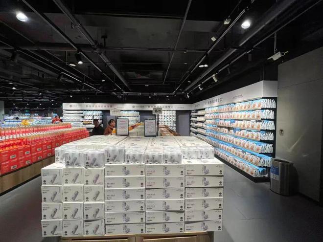 胖东来成为永辉第一大供应商，解构胖东来