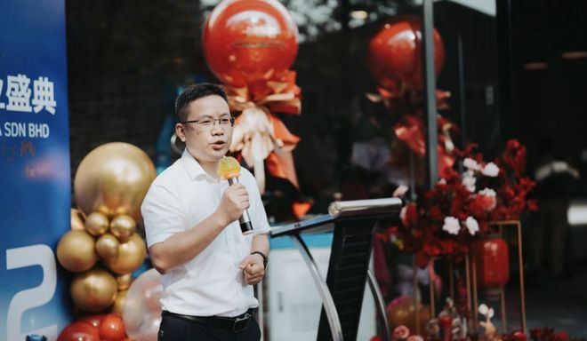 中国最大焊接机器人出口商冲刺港股,45岁董事长技术出身,三年营收实现连增 中国最大焊接机器人出口商冲刺港股,45岁董事长技术出身,三年营收实现连增