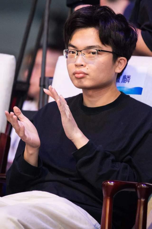 杨植麟走出雪山了吗？