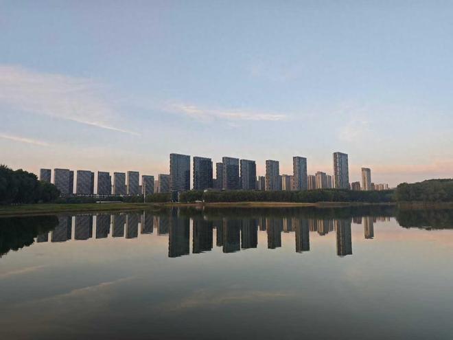 “接盘侠”难寻,银行狂甩数万套断供房,楼市何去何从? “接盘侠”难寻,银行狂甩数万套断供房,楼市何去何从?