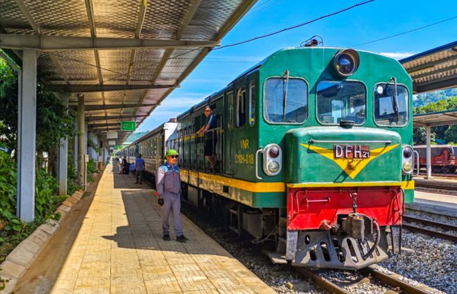 越南高铁又夭折！从举国欢庆到全民发懵，越南只用了8天