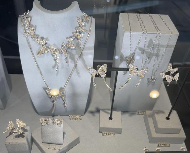 “疯狂”的金属：黄金年内超50次创新高，涨幅最大的是钨