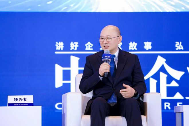 以智能重构尊贵，尊界S800成为中国企业家的移动智库