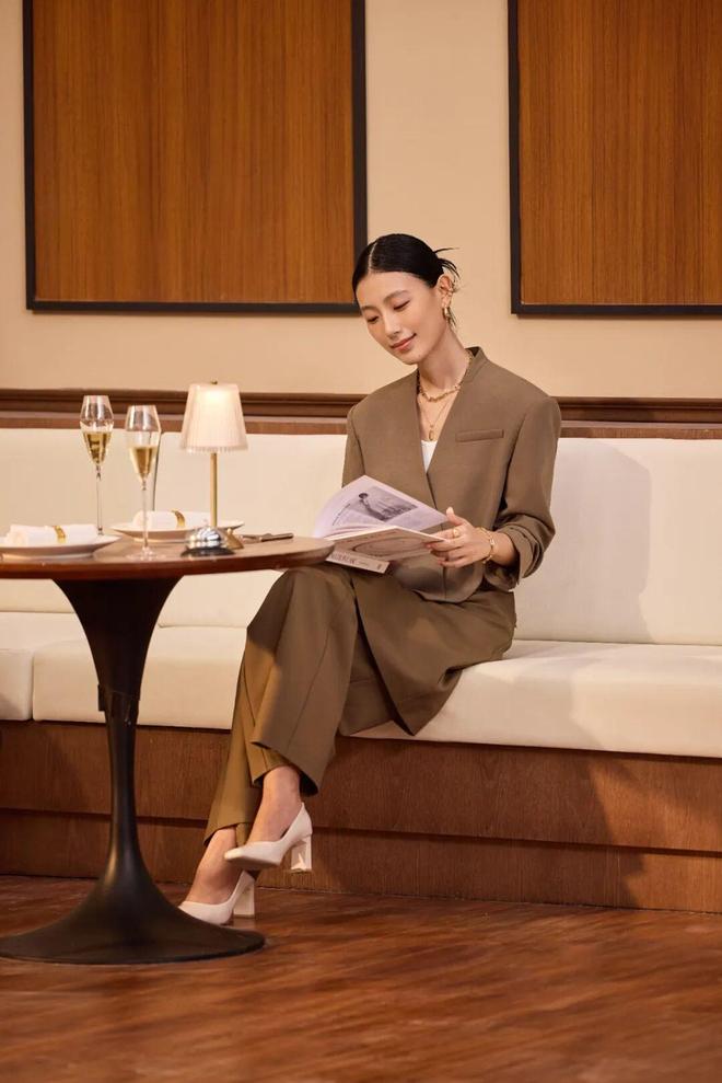 直播间买金学穿搭，这届年轻人更在乎“审美平权”