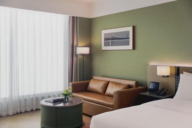 君亭与精选两大集团联袂发布中国区凯富凯艺品牌