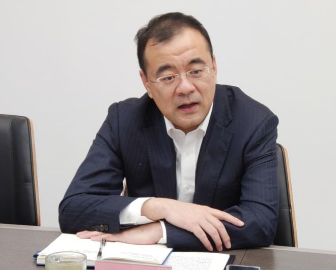 杭州银行年薪249万监事长回归高管层,行长缺位、副行长增至7人 杭州银行年薪249万监事长回归高管层,行长缺位、副行长增至7人