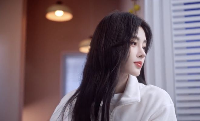 好猛！税前已付1.39亿，还有专职司机、房车、高级公寓……