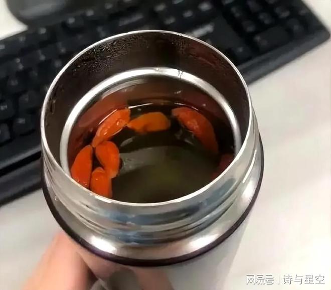 茅台1499保卫战，老登经济的崩盘