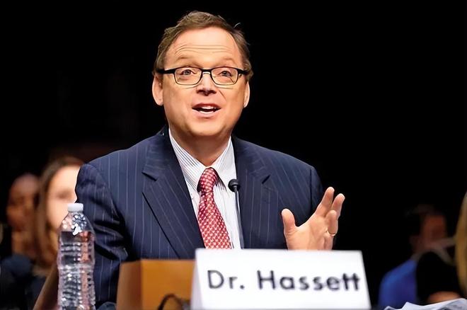 特朗普“忠犬”上位，美联储的时代落幕，人民币苦等的时机来了