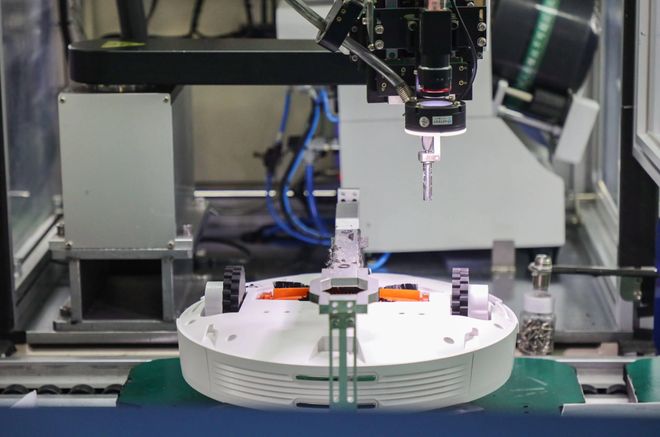 收购扫地机器人鼻祖，深圳如何“买下”美国？