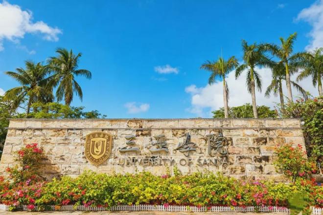 李书福：未来的大学，坐落在AI上