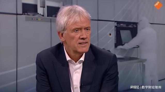 绕开EUV技术壁垒？中国光刻工厂方案曝光，光刻机巨头开始慌了