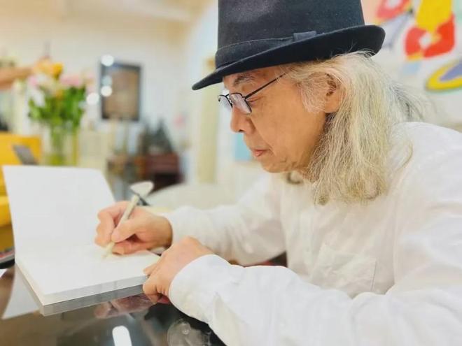 他身价20亿，一天只花30块钱！人一定要把自己最拿手的事做到极致