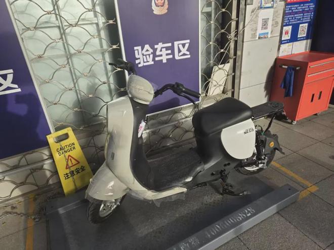 第一批被新国标电动车“逼疯”的人，出现了…