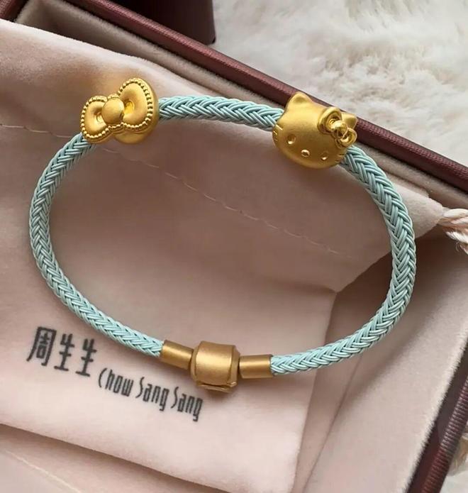 潮汕老板卖0.1克黄金,今年已进账62亿 潮汕老板卖0.1克黄金,今年已进账62亿