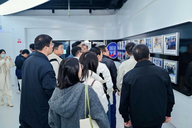 寻找下一条增长曲线：全国财经自媒体调研四川未来产业