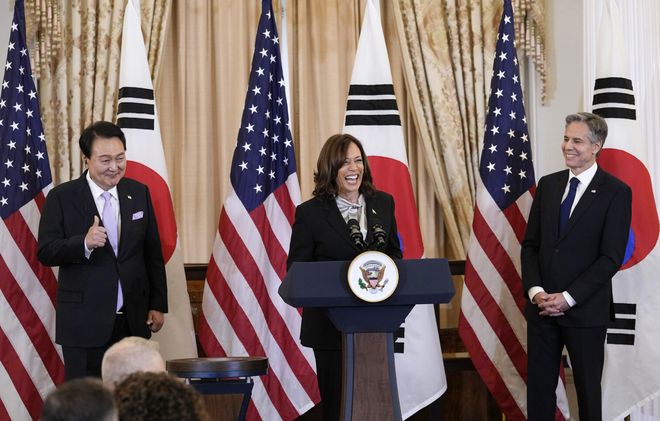 韩国首位在任期间被起诉的总统，尹锡悦真要被监禁10年？明年1月将有结果