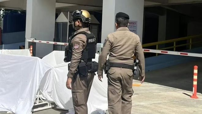 加拿大曾把胸隆炸的网红在泰国坠楼身亡，生前坦言对整容感到后悔