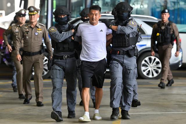 跨境赌诈头目佘智江:黑产“土皇帝”,化身“慈善侨商” 跨境赌诈头目佘智江:黑产“土皇帝”,化身“慈善侨商”