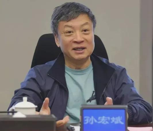 曝孙宏斌现身重庆,融创“重庆湾”超级项目动工,明年初推货 曝孙宏斌现身重庆,融创“重庆湾”超级项目动工,明年初推货