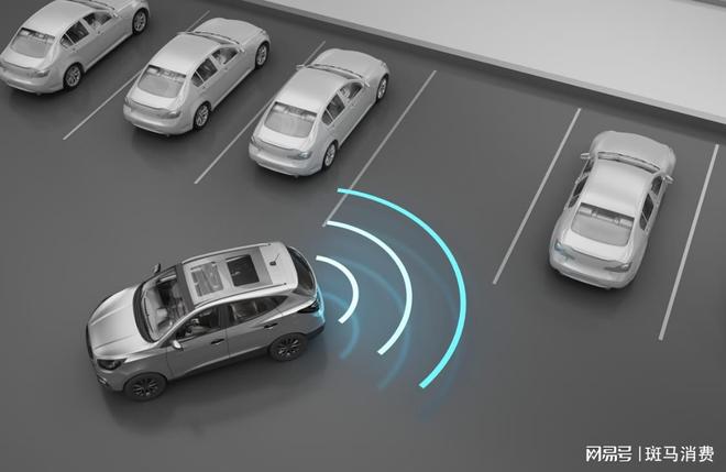 曹操出行加码,Robotaxi战局生变? 曹操出行加码,Robotaxi战局生变?