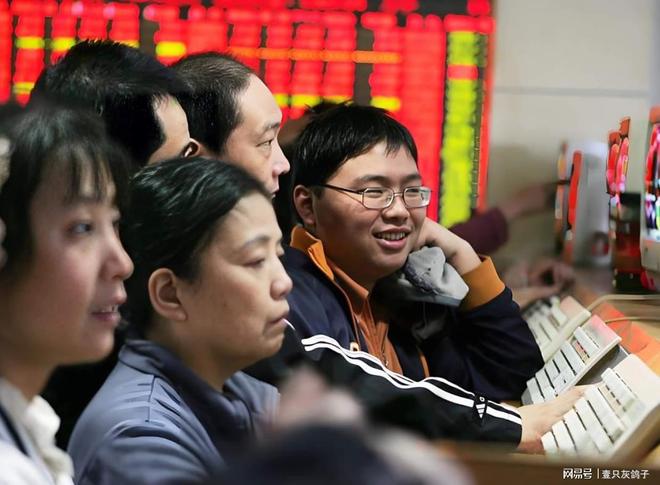 确无利好!董事会连续8次澄清,没人相信!14万股民轮番往里冲锋 确无利好!董事会连续8次澄清,没人相信!14万股民轮番往里冲锋